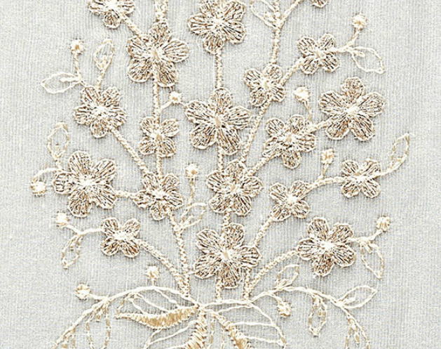 川島織物セルコン filo『ユッカルダ』 FF1202。刺繍レースの縫製